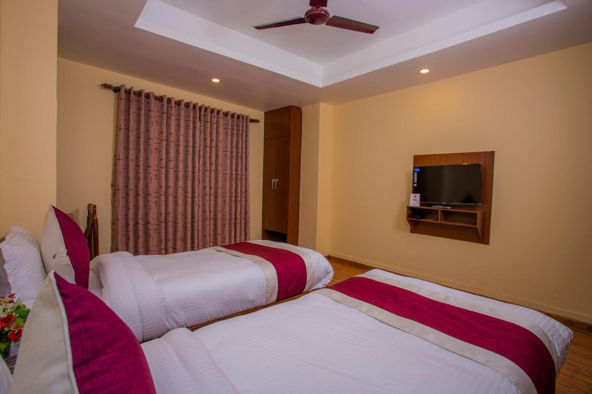 Oyo 273 Hotel Rara Palace Káthmándú Exteriér fotografie